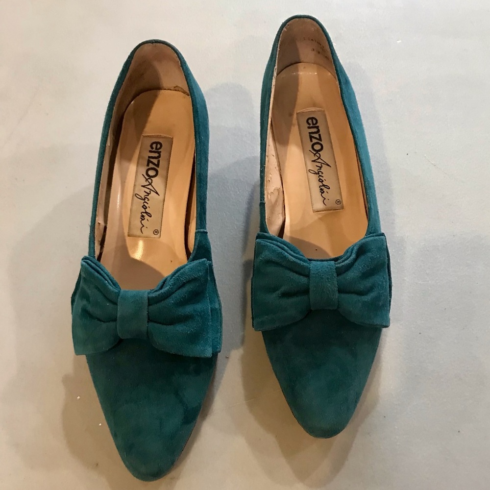 Vintage Enzo Angelini Green Suede Pumps